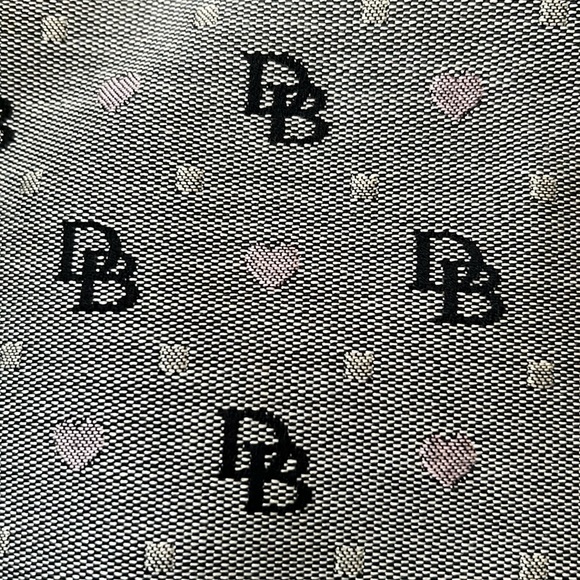 Dooney & Bourke signature and hearts tote bag - Picture 3 of 6